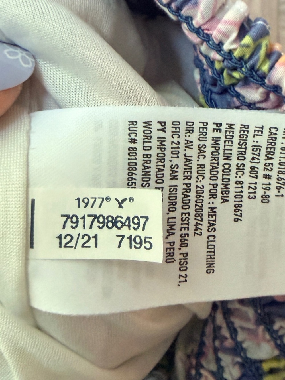 AEO Resort shorts Blue flowers with smocked waist size Small - Picture 3 of 8